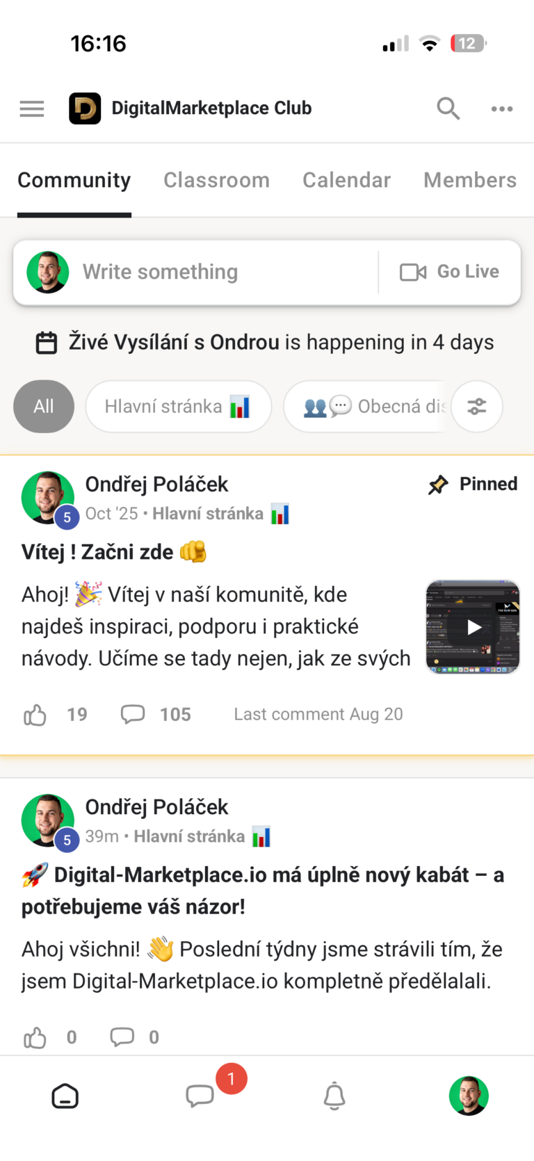 Ukázka komunity DigitalMarketplace Club v mobilu